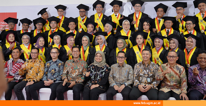 Wisuda Sarjana Agustus 2024